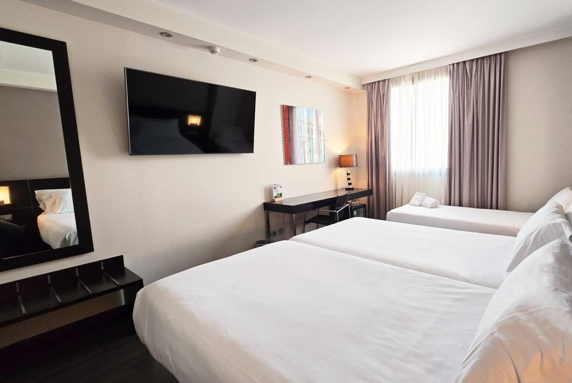 Sercotel Aura Hotel