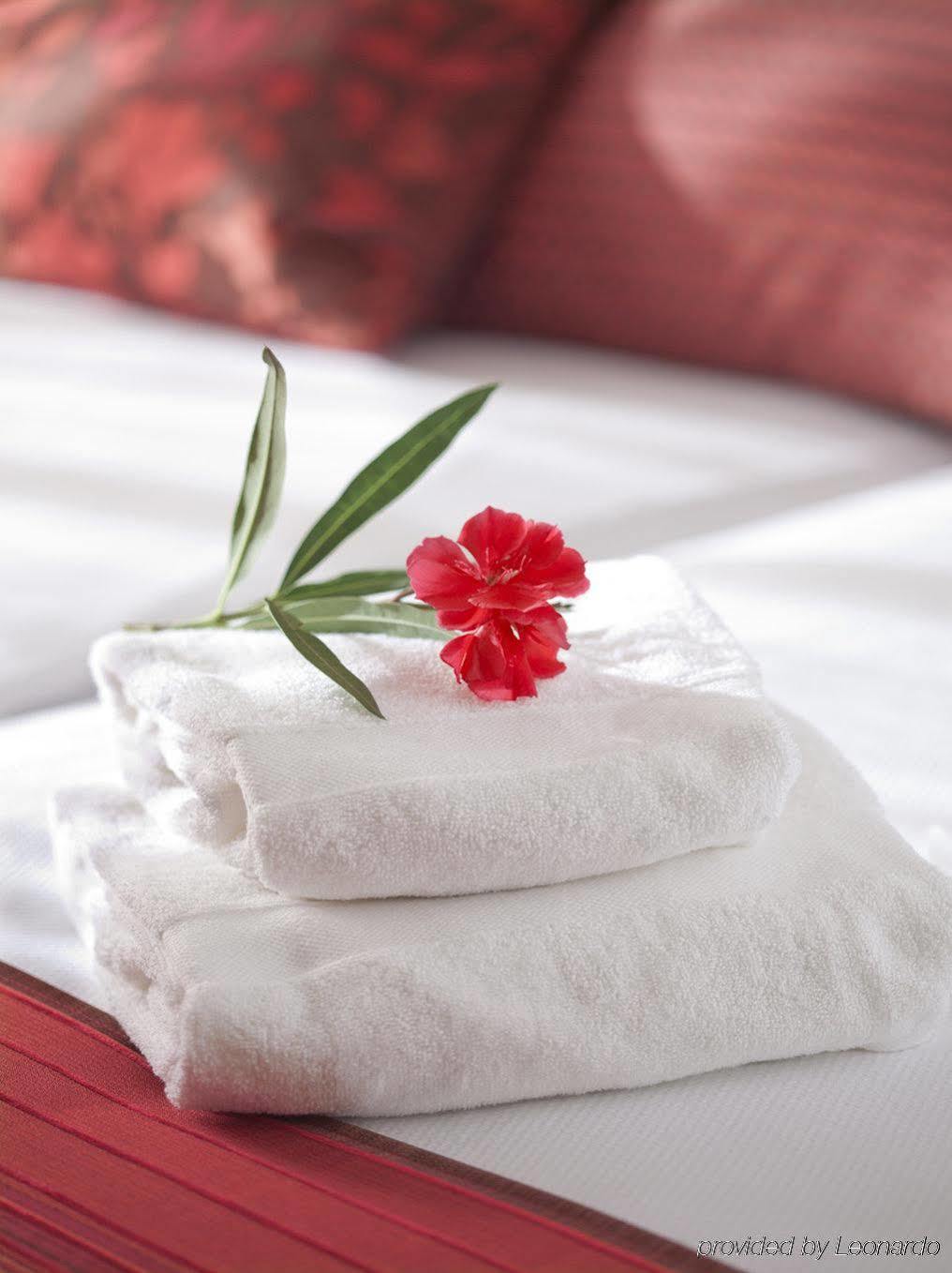 Hotel Sercotel Aura